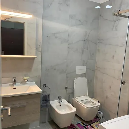 Front Apartment Vlore